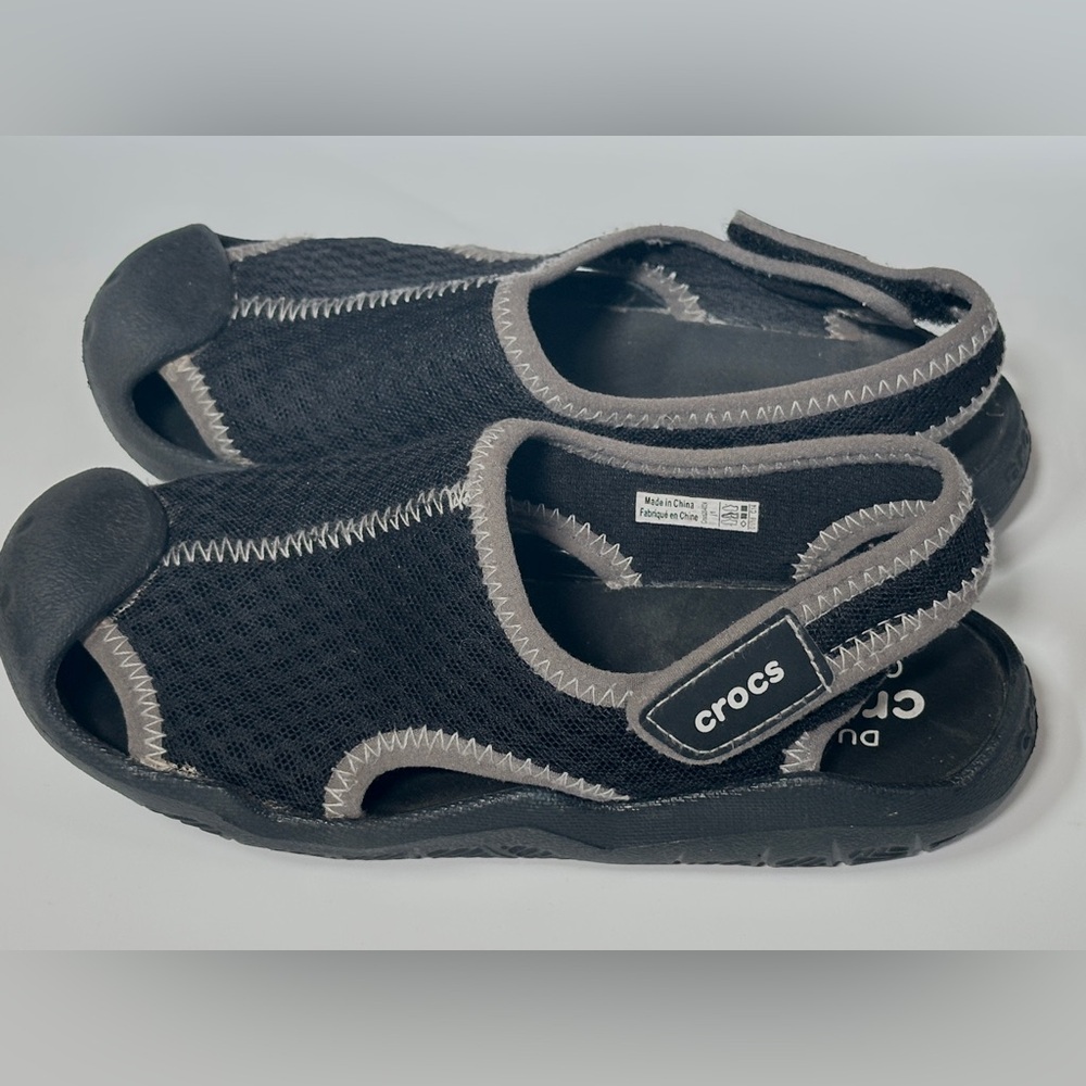 CROCS Dual Comfort Footbed Size 1